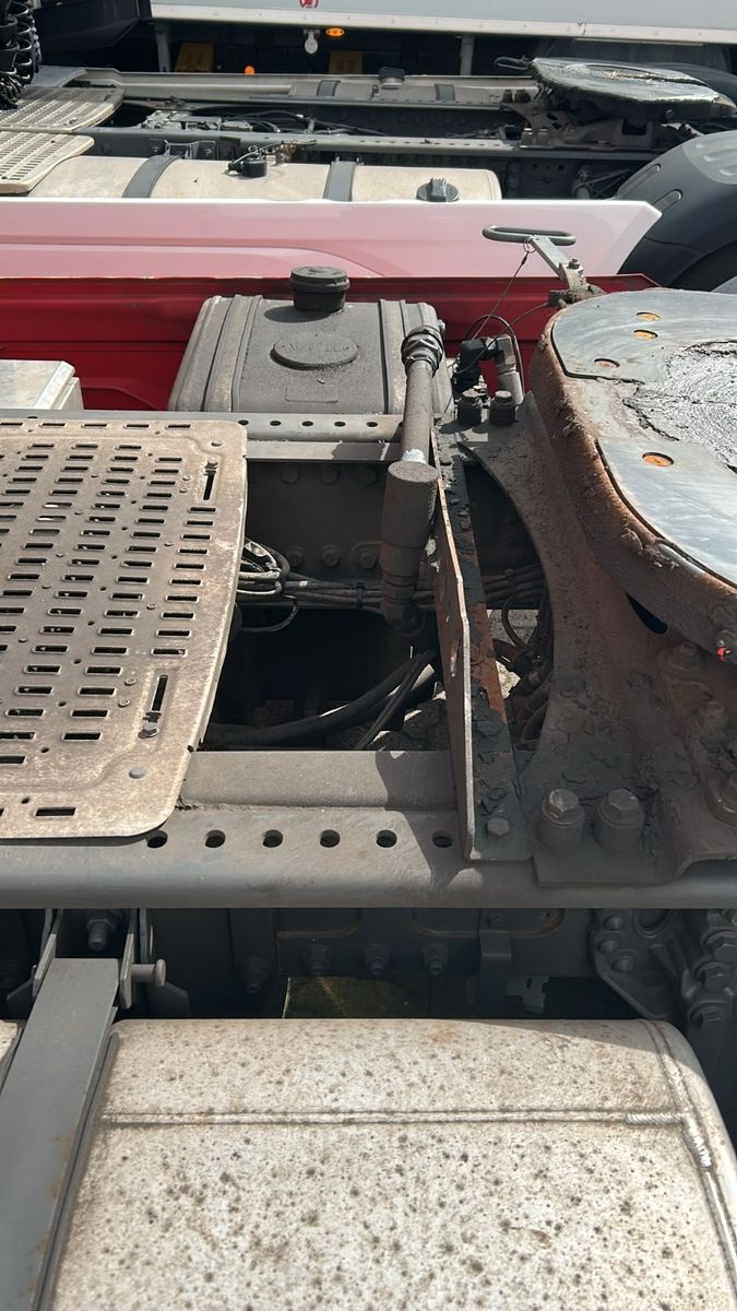 Fahrzeugabbildung DAF 2 Stück XG+ 530 FT, Hydraulik, Leder, Standklima