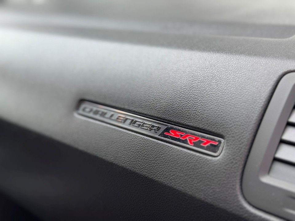 Fahrzeugabbildung Dodge Challenger 6.1 SRT8 Navi/SD/Leder Zweite Hand