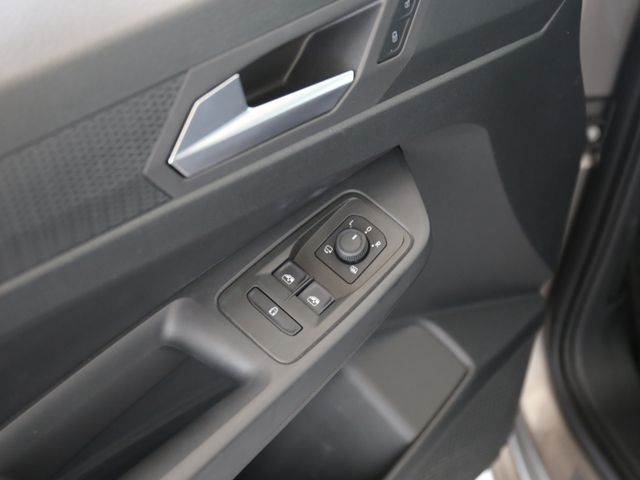 Volkswagen Caddy 2.0TDI DSG STYLE NAV PRO STANDH PANO 7SITZ