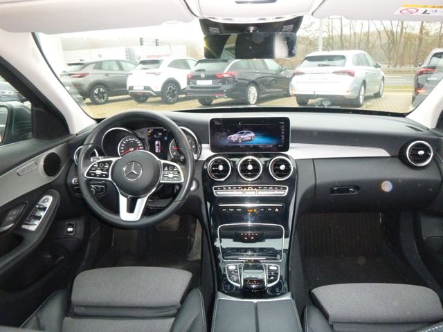 Fahrzeugabbildung Mercedes-Benz C 220d T-Modell Avantgarde>AUT/MATRIX/ACC/NAV<