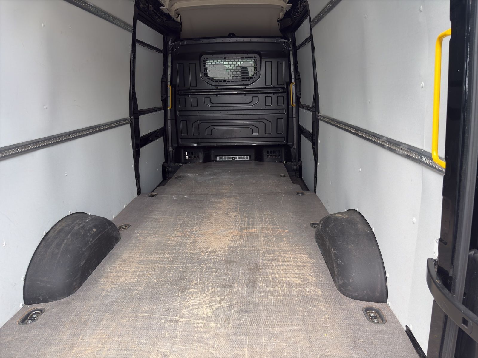Volkswagen Crafter - Bild 15