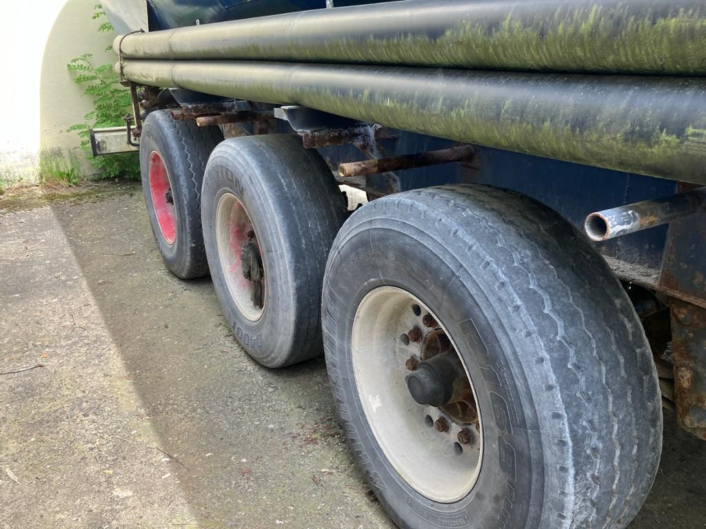 Fahrzeugabbildung Andere 3-Achs-Silo f Staub-u. Rieselgüter Typ SSK59/10-