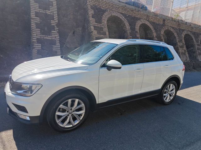VW Volkswagen Tiguan 2.0 TDI SCR DSG 4MOTION Style 
