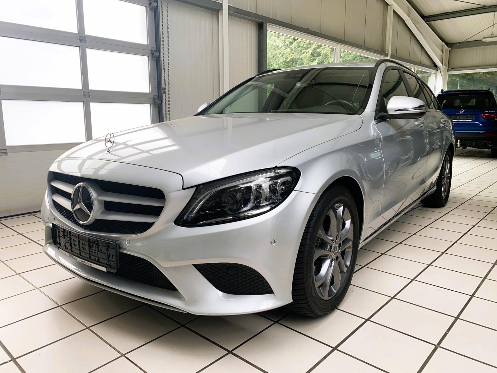 Mercedes-Benz C 200 T-Modell Automatik mit LED-Multibeam/AHK