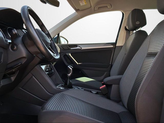 TIGUAN 1.5 TSI ACTIVE APP+AZV+MATRIX+NAVI