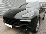 Porsche Cayenne Diesel Platinum Edition Luft Service TOP - Porsche Gebrauchtwagen in Fürth