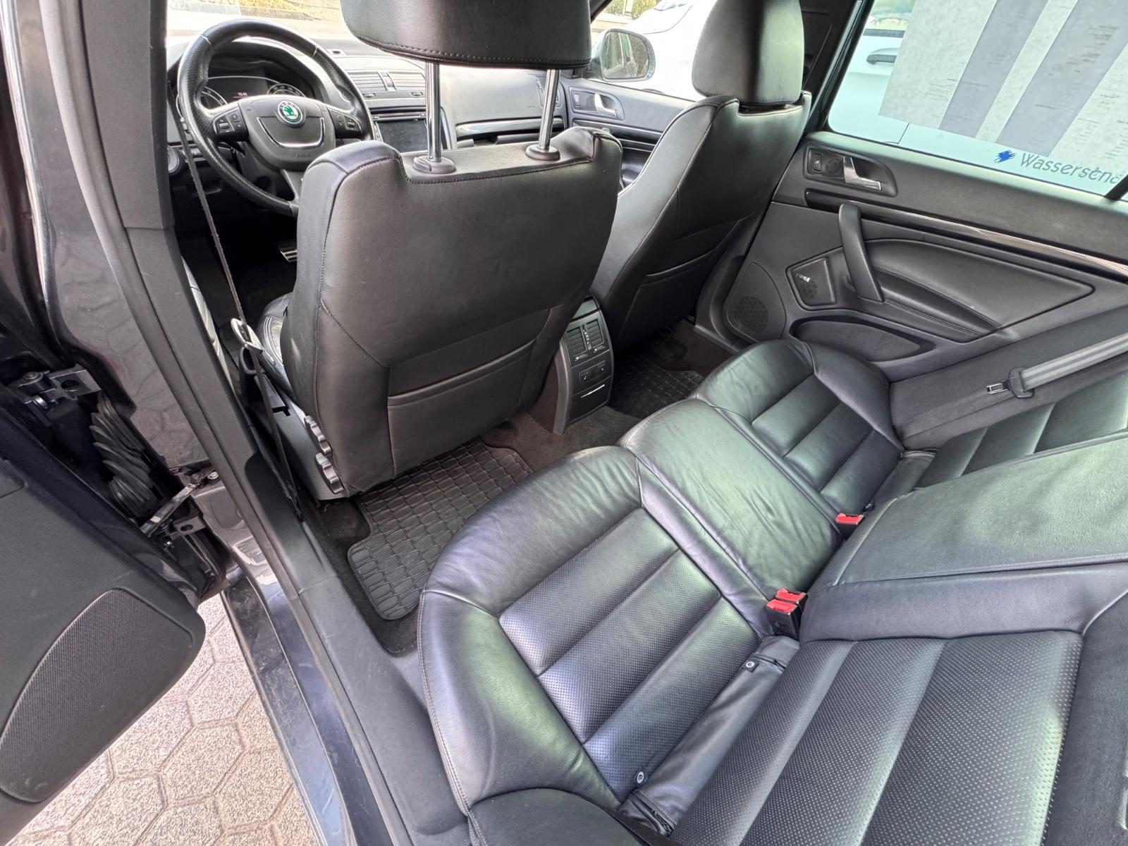 Skoda Octavia 2.0 TFSI DSG RS Combi RS