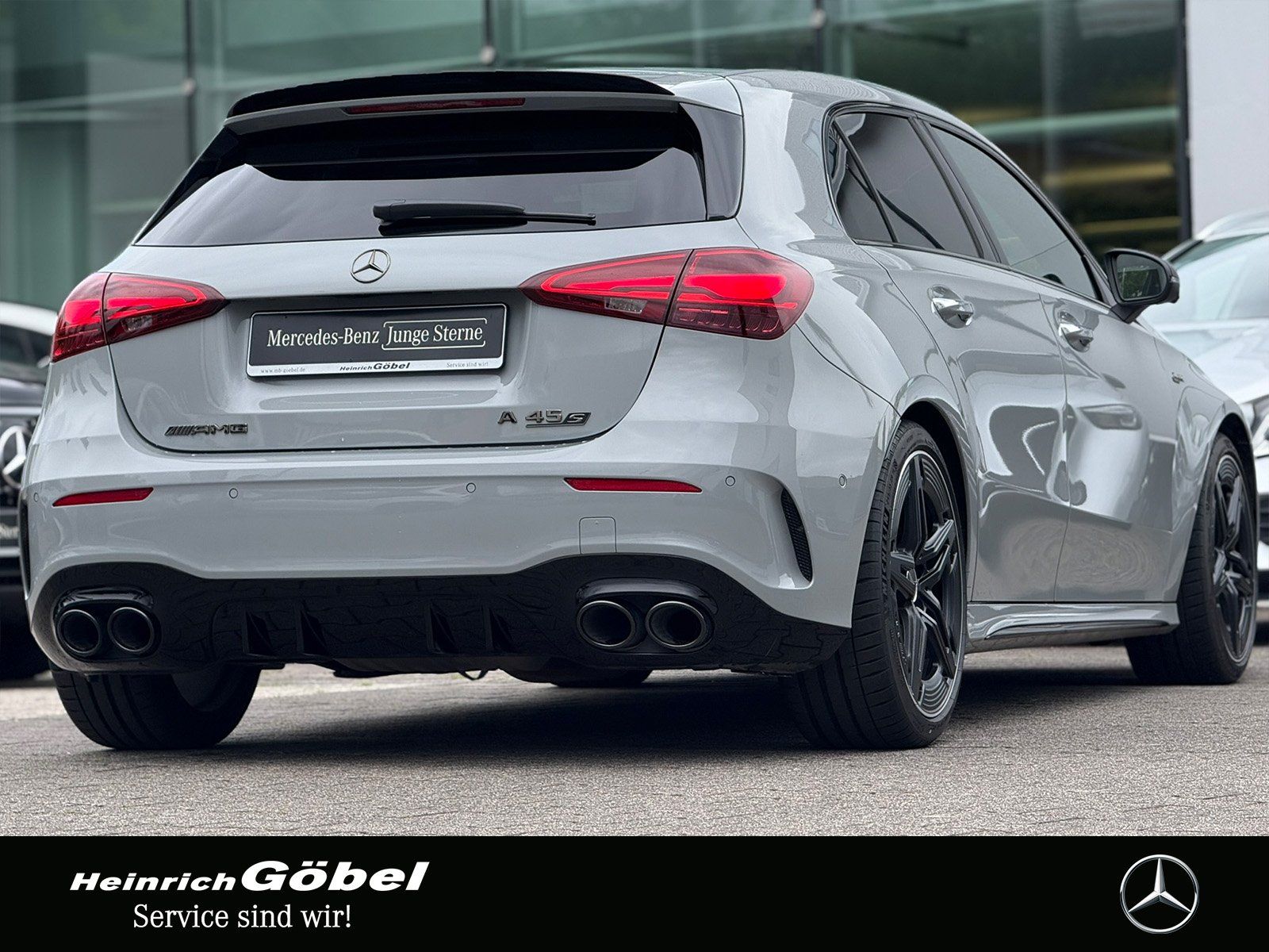 Fahrzeugabbildung Mercedes-Benz AMG A 45 S HEAD-UP*PANO*BURMESTER*PERFORMENCE*