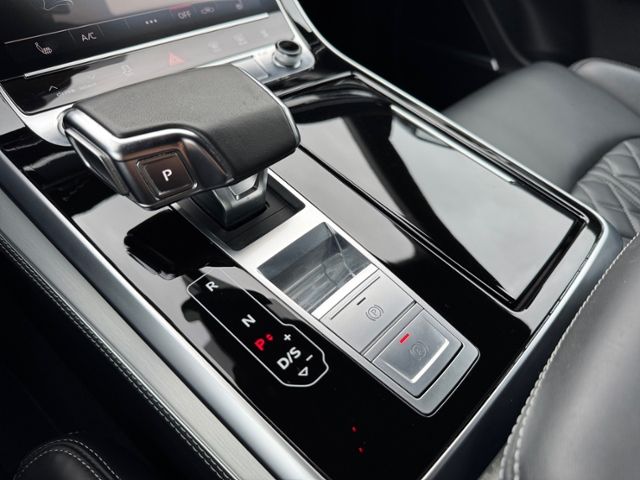 Fahrzeugabbildung Audi Q8 50 TDI quattro tiptronic S line KLIMA LED NAV