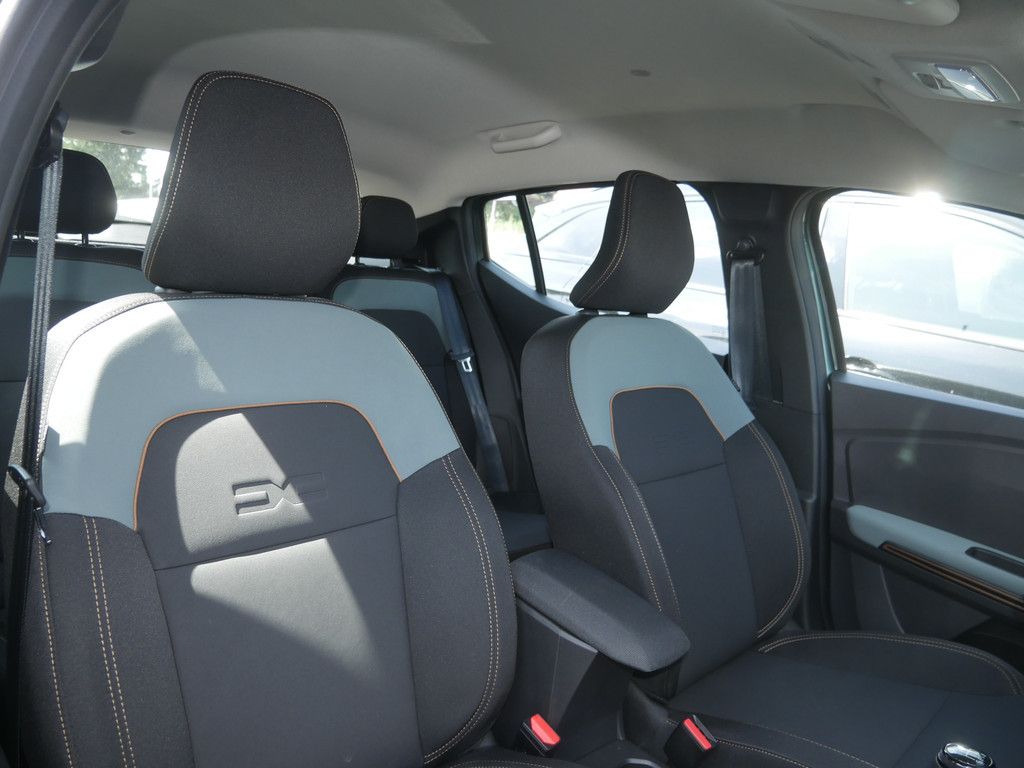 Fahrzeugabbildung Dacia Sandero Stepway Extreme TCe 110 NAVI LED 360°