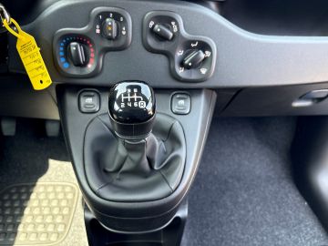 Bild 15 Fiat Panda DAB Spurhalteass. Verkehrszeichenerk. Notb