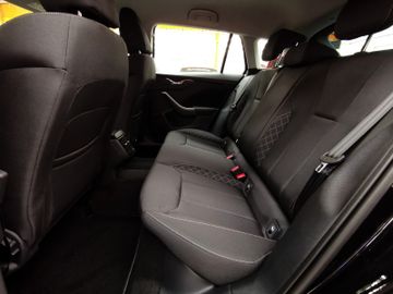 Skoda Scala TSI Sondermodell AppleCP Voll-LED AHK-Vor.
