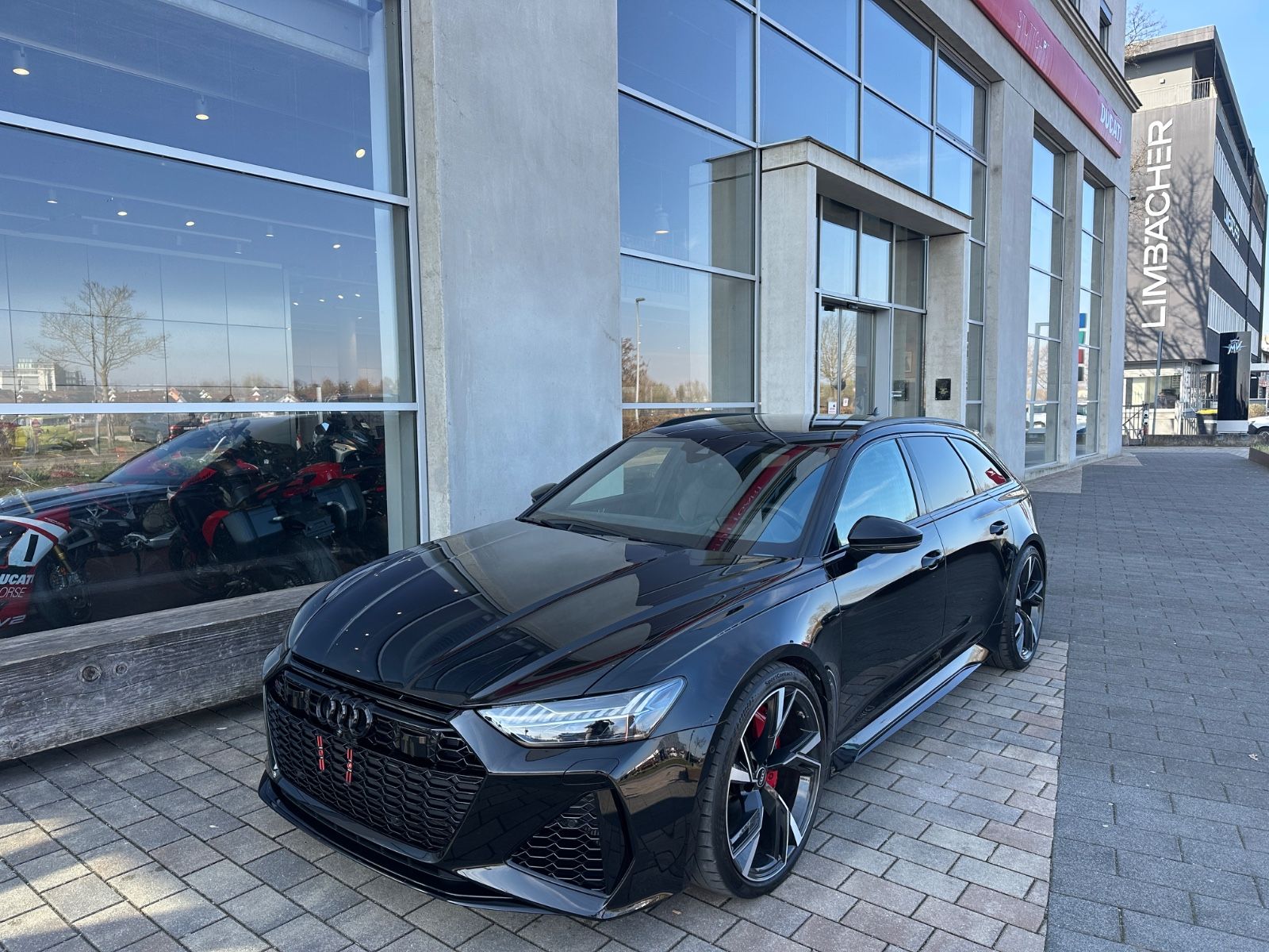 AUDI RS6 Avant AHK/Dynamik/HeadUp/B&amp;O/Sitzlüft./SAGA