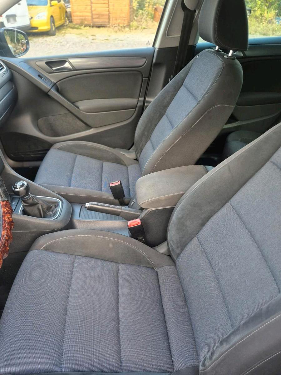 Volkswagen Golf 2011 — photo 7