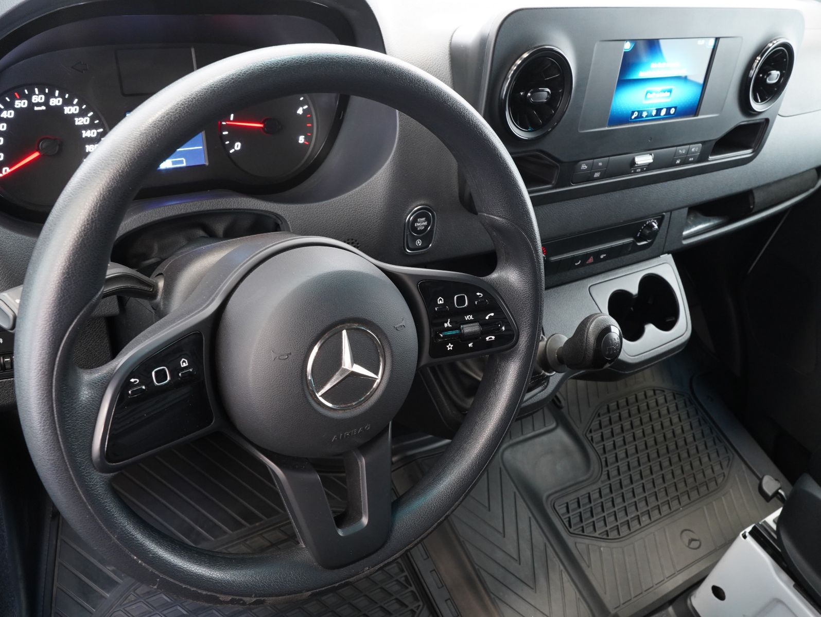 Fahrzeugabbildung Mercedes-Benz Sprinter III Kasten 311 CDI MAXI HOCH/LANG 4.325