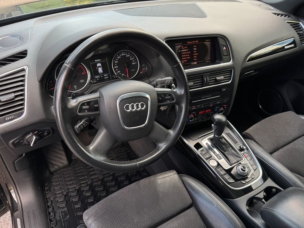 Audi Q5 3.0 TDI quattro S Line,Pano,Leder,B&O,20Zoll