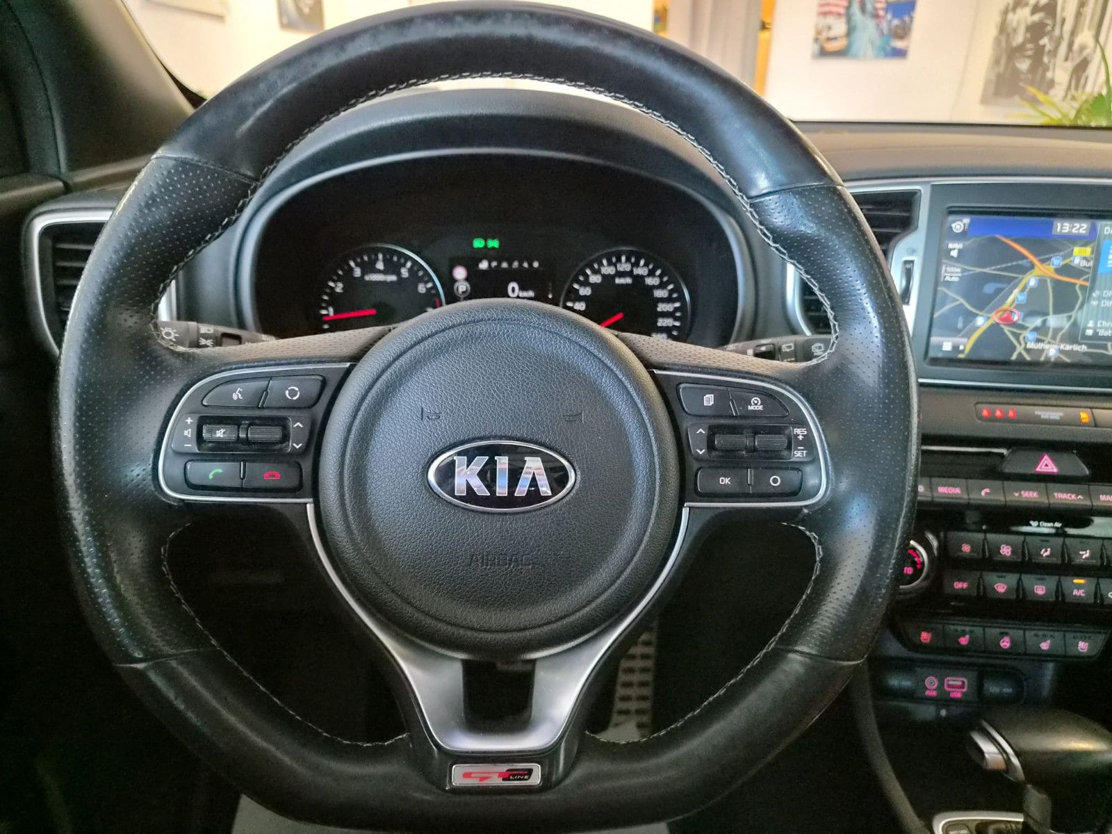 Fahrzeugabbildung Kia Sportage GT-Line 4WD / KLIMA SITZ / NAVI /