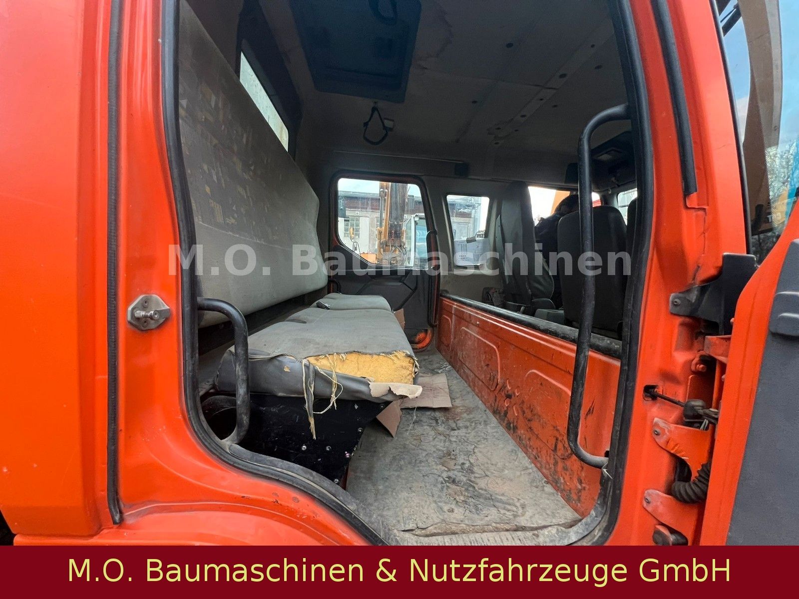 Fahrzeugabbildung Renault Midlum 180-12 / Doka / 3-seiten Kipper /