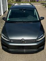 Volkswagen Touran 1.5 TSI DSG R-Line Highline ACC LED CAM - Volkswagen Touran: R Line