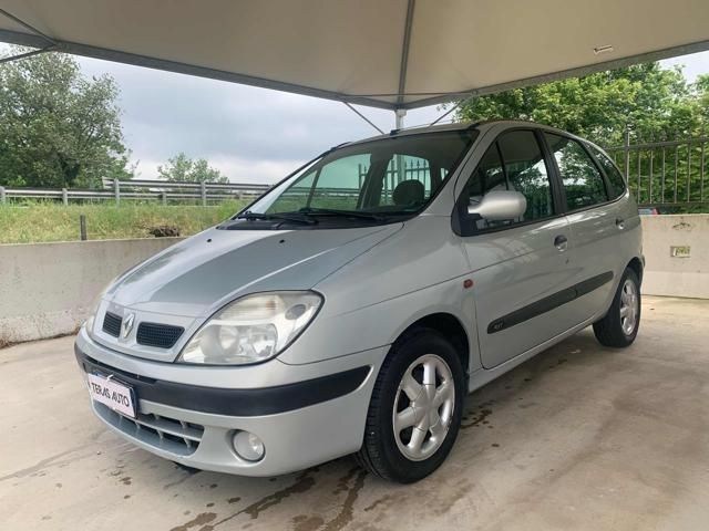 Renault RENAULT Scenic Mégane Scénic 1.6 POCHI CHILOMETR