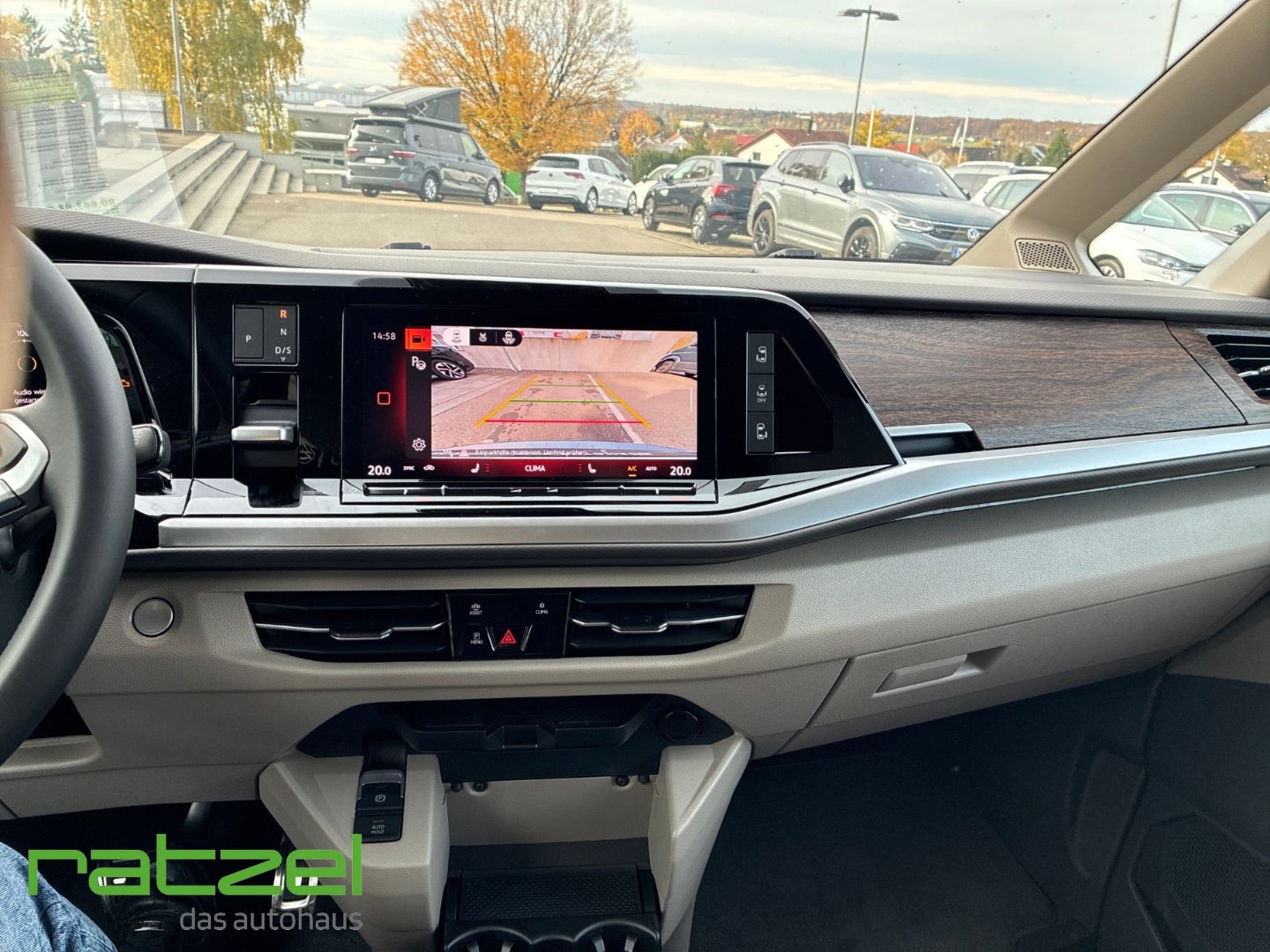 Fahrzeugabbildung Volkswagen T7 Multivan Style AHK+Navi+LED+ACC+Memory Sitze