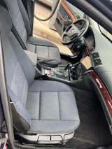 BMW E39 520i  Touring - BMW 520 aus 2002: Kombi