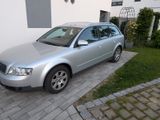 Audi A4 2.0 multitronic Avant - - Audi A4 aus 2002: Kombi