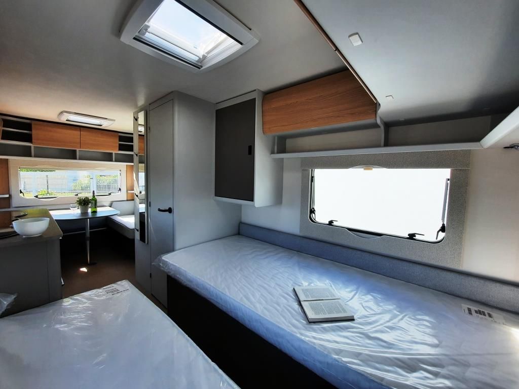 Fahrzeugabbildung Bürstner B66 490 TL Verfüg./Sparen Sie 3.630,- €