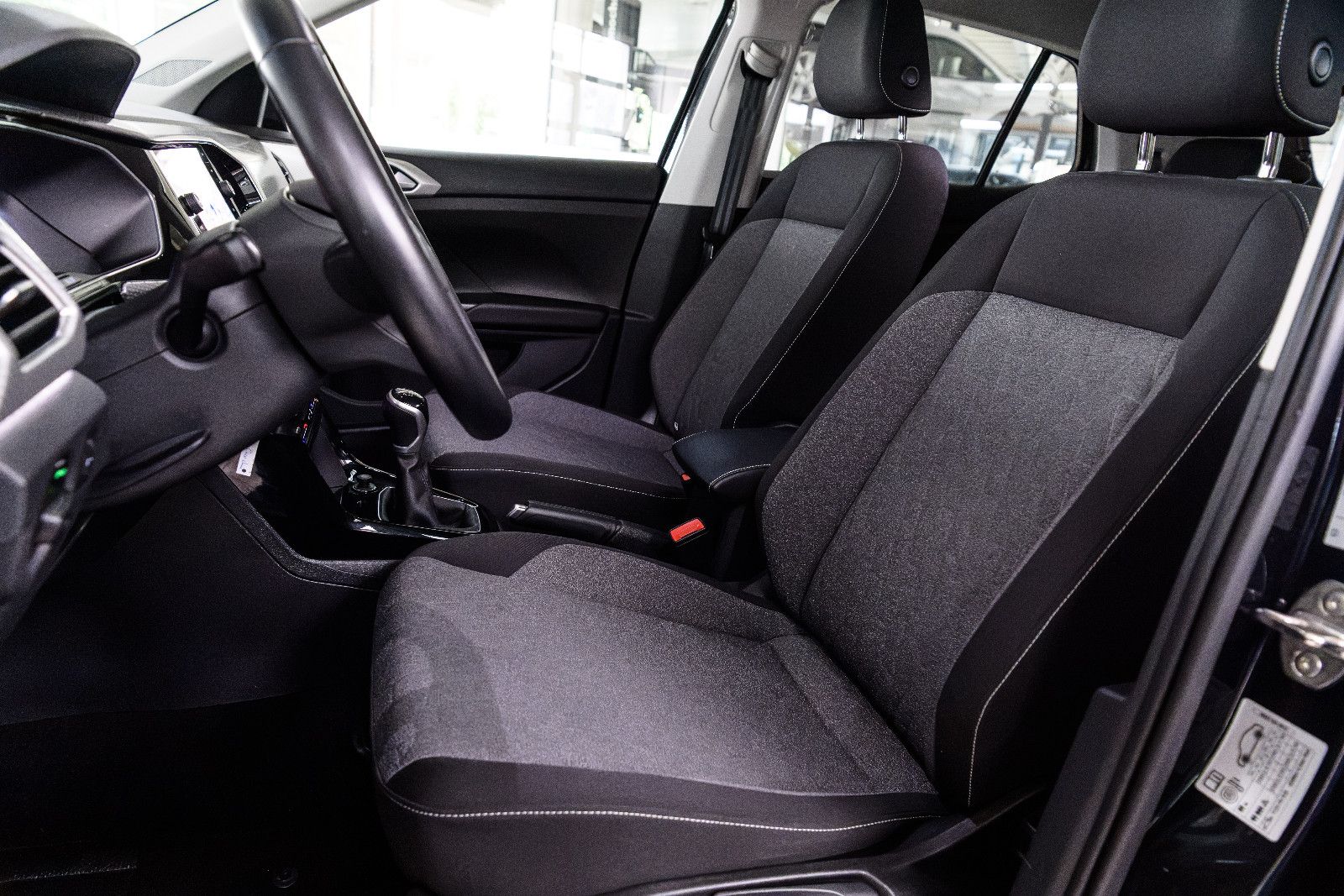 Fahrzeugabbildung Volkswagen T-Cross +SHZ +KAMERA +NAVI +ACC