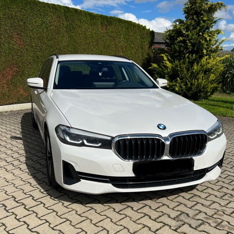 Image of BMW 530
