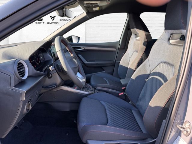 Fahrzeugabbildung SEAT Arona FR Black Edition 1.0 TSI DSG KLIMA LED NAV