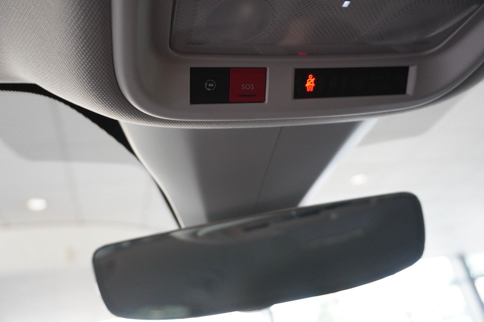 Fahrzeugabbildung Opel Grandland (X) 1.6T GSe HYBRID 4X4 NAVI/LED/SPORT