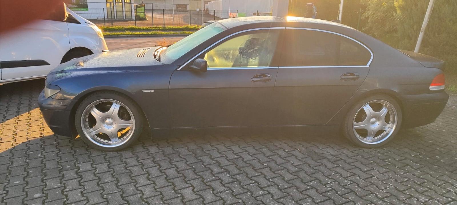 BMW 735i Li