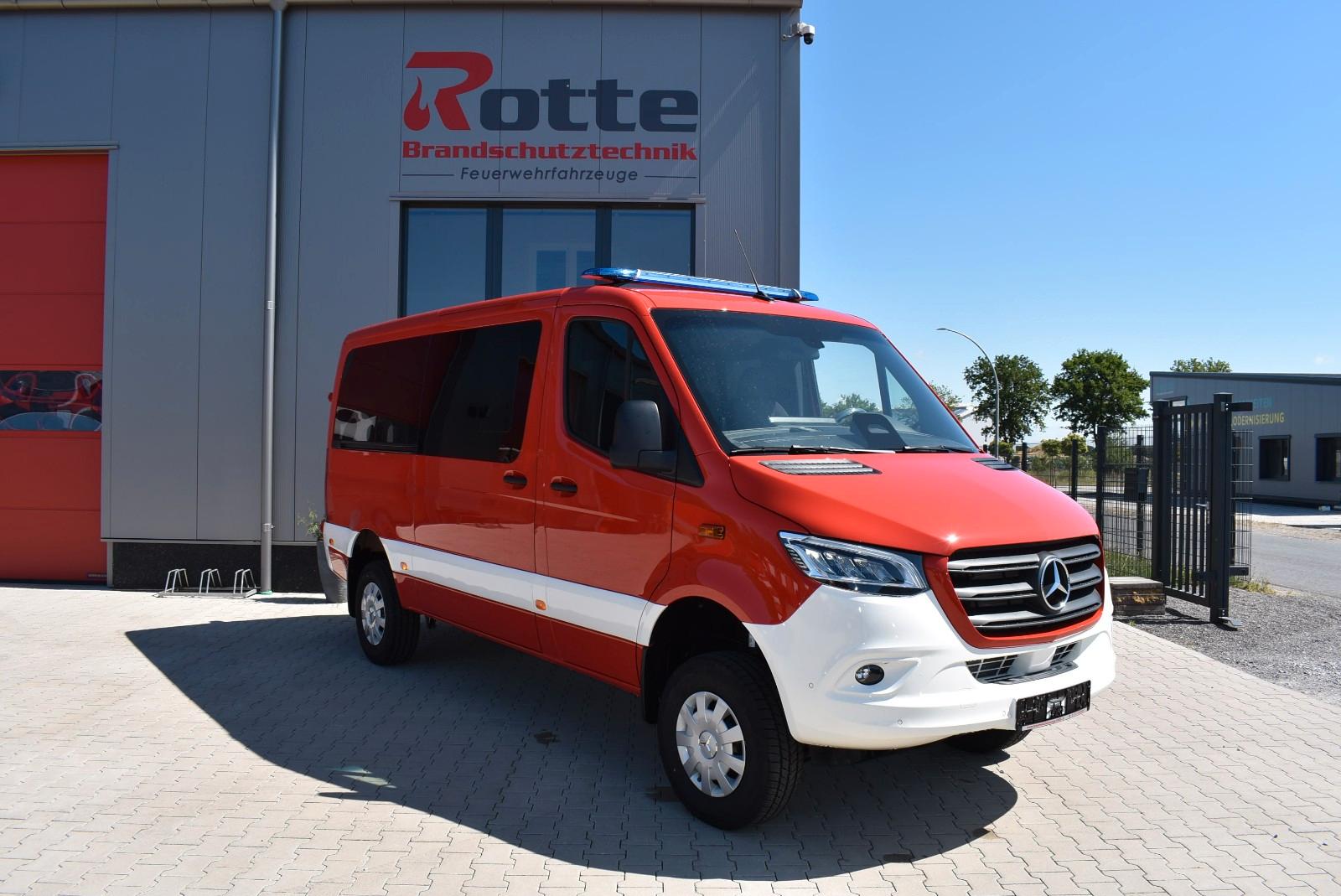 Mercedes-Benz Sprinter Tourer AWD 319 CDI 4x4 PRO L2 Feuerwehr
