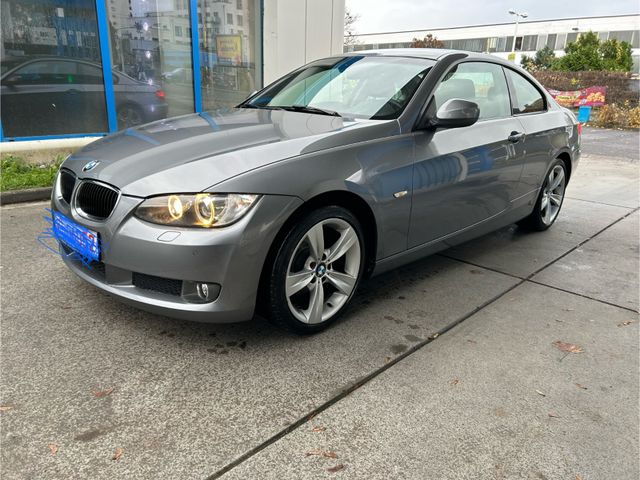 BMW 320 Baureihe 3 Coupe 320i Navi Xenon Leder SHZ