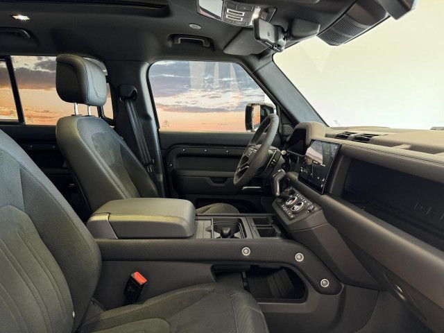Foto Nummer 3: LAND ROVER Defender
