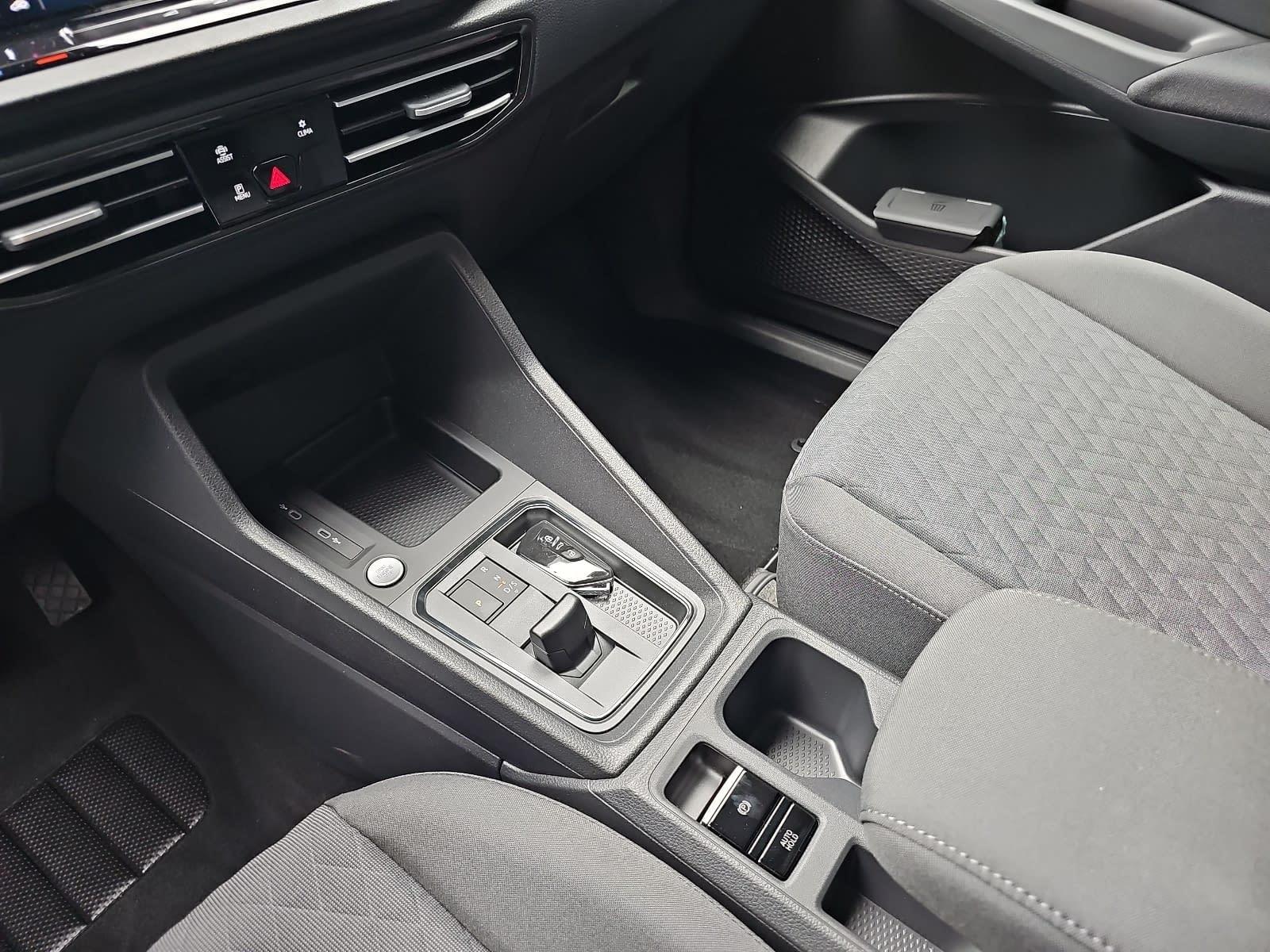 Volkswagen 1.5 TSI DSG LIFE APP-CONNECT AHK