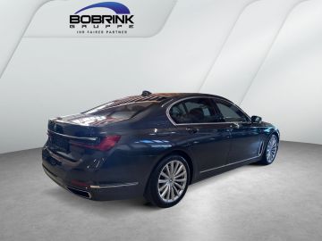 BMW 730 - 4