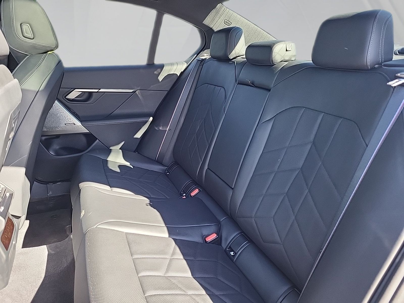 BMW i5 - Bild 8