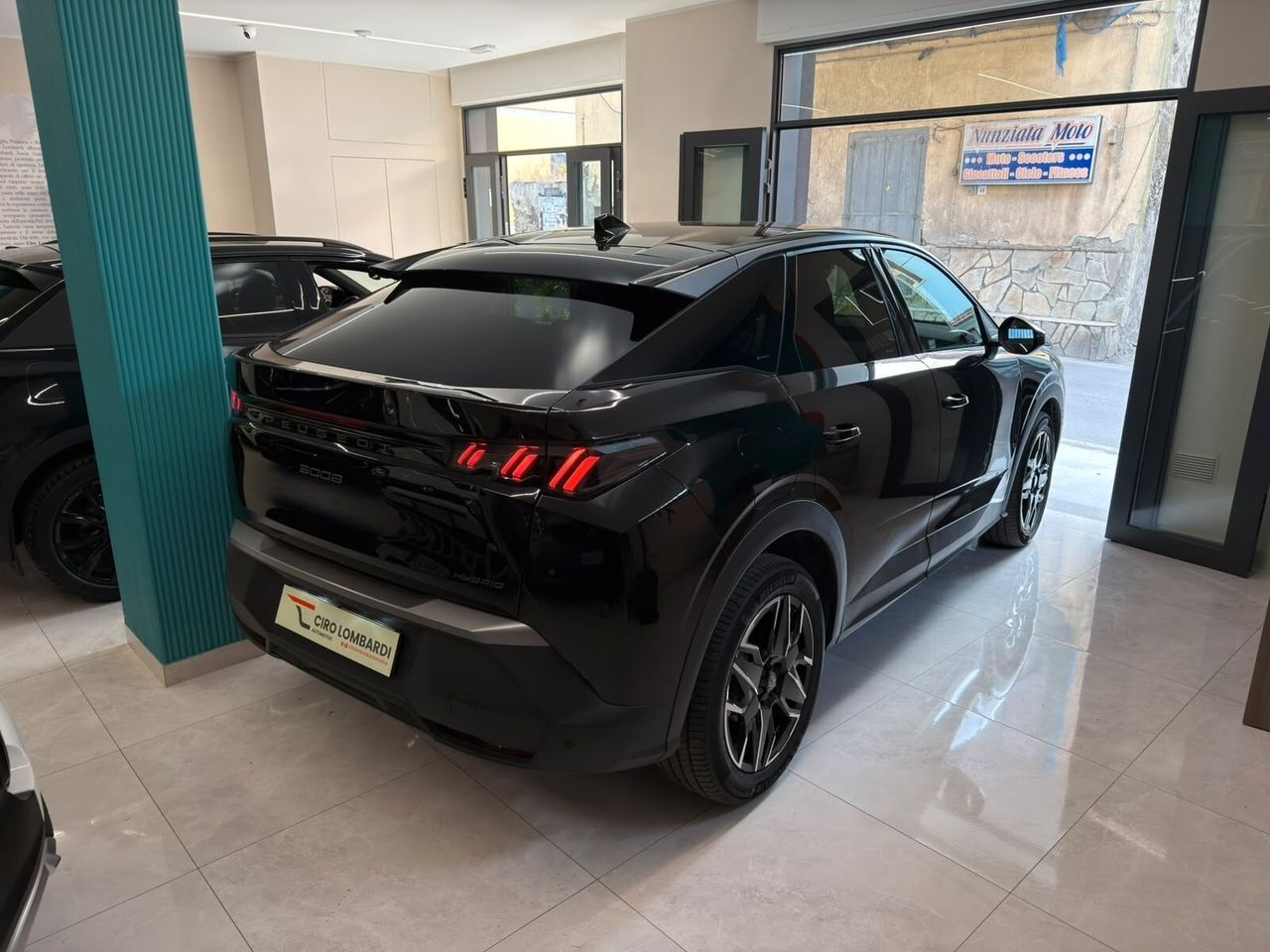 Other Peugeot 3008 Hybrid 145 e-DCS6 Allure imagem 3