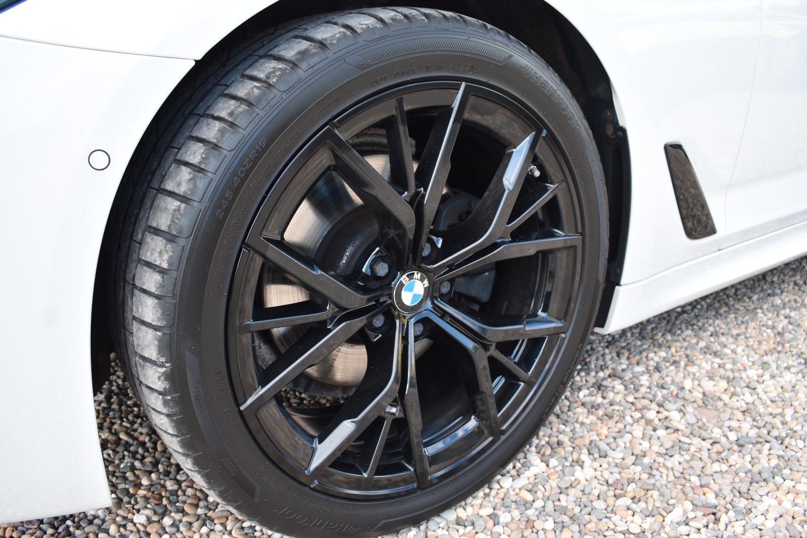 Fahrzeugabbildung BMW BMW 520d Touring  xDrive/M Sport/Anhänger/Shadow