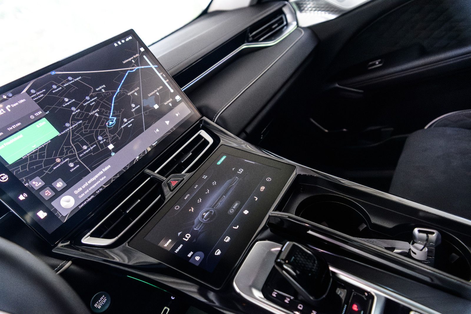 Fahrzeugabbildung GWM Wey 05 2.0 PHEV LUXURY 4WD Sitzpaket