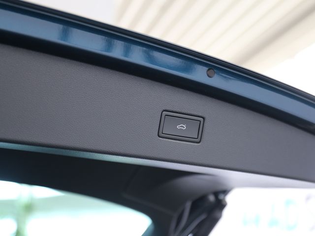 Volkswagen Tiguan DSG ELEGANCE LED MATRIX IQ ACC KAMERA