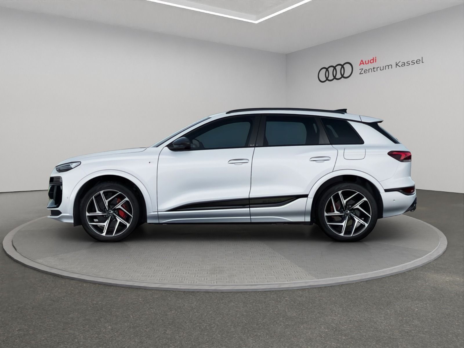 Audi Q6 e-tron S line perf Matrix HuD B&O AHK TechPro imagem 2