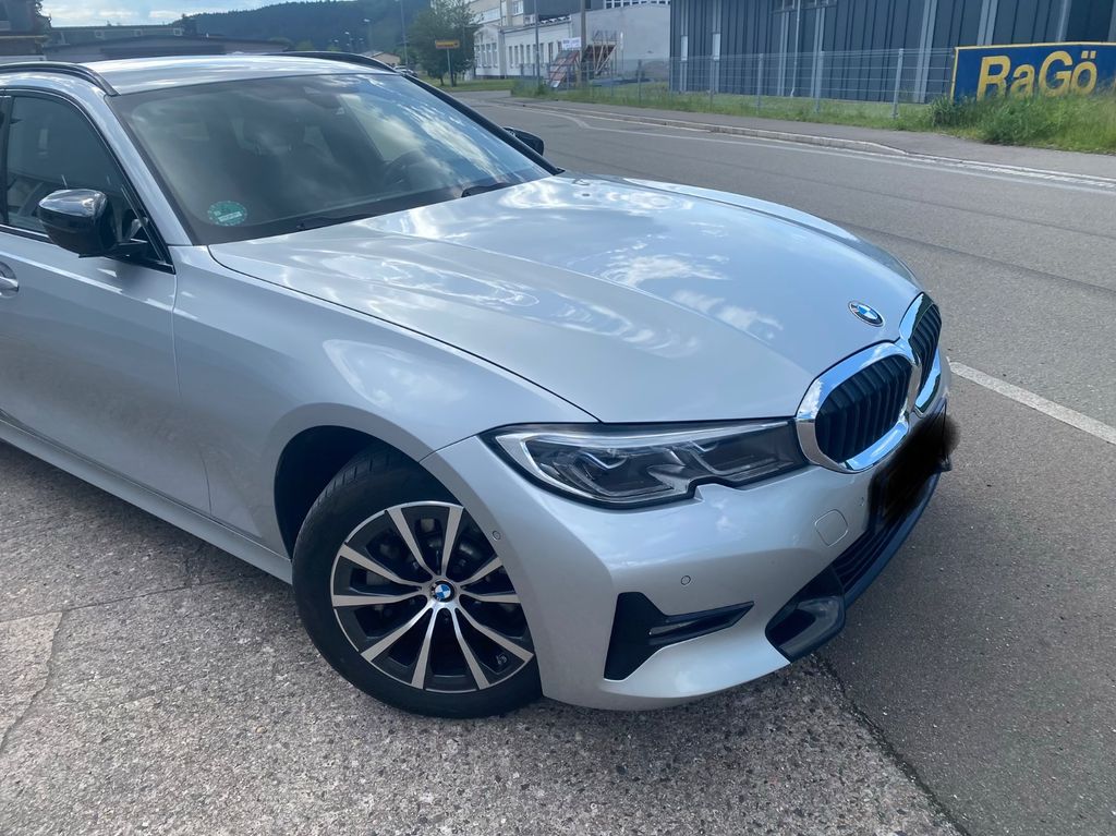 Image of BMW 330