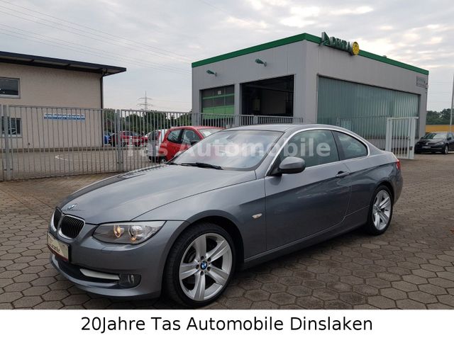 BMW 330i Coupe xDrive  4x4 Automatik"Scheckheft"Navi