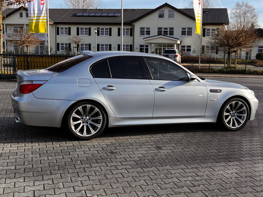 BMW M5 E60 kaufen bei mobile.de