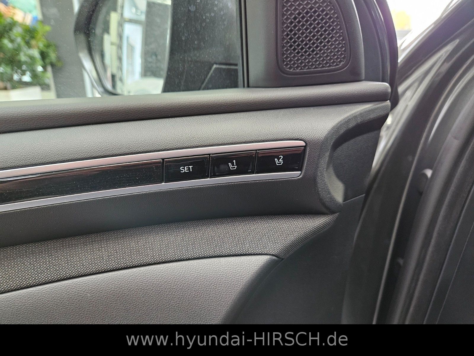 Fahrzeugabbildung Hyundai TUCSON Hybrid 1.6 T-GDi 4WD PRIME ASSI+ ECS Lede