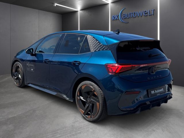 Born 58kWh Navi Wärmep. HuD 20'' Glasdach ACC