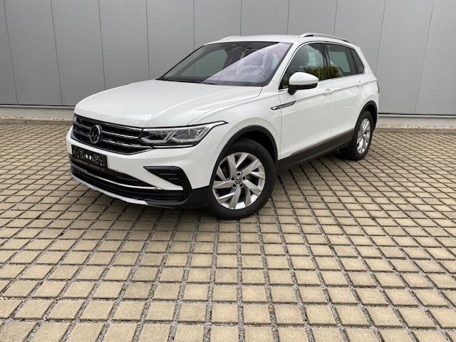 Tiguan 2.0 TDI Elegance AHK/18-ZOLL/MATRIX/NAVI+